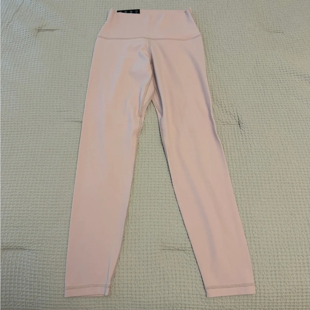 Aritzia BUTTER Cheeky Hi-Rise 26" Legging Dusty Pink NWT - Picture 2 of 4